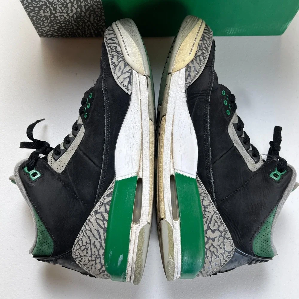 Jordan Air Jordan 3 Retro 10.5 Pine Green Black/Cement Grey/White CT8532-030